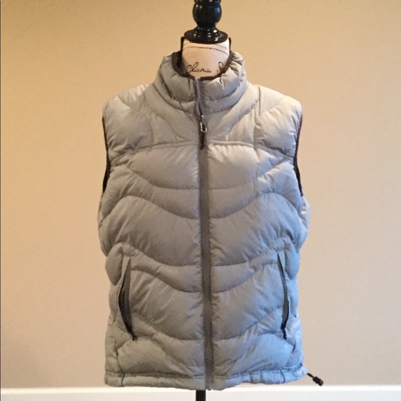 REI Jackets & Blazers - REI down vest